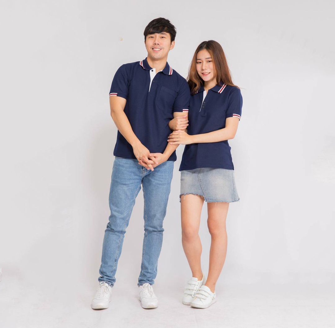เสื้อโปโล สีกรมท่าขลิบขาวแดง